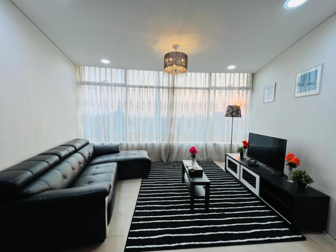 Vortex Suites Klcc By Moonlight كوالالمبور المظهر الخارجي الصورة