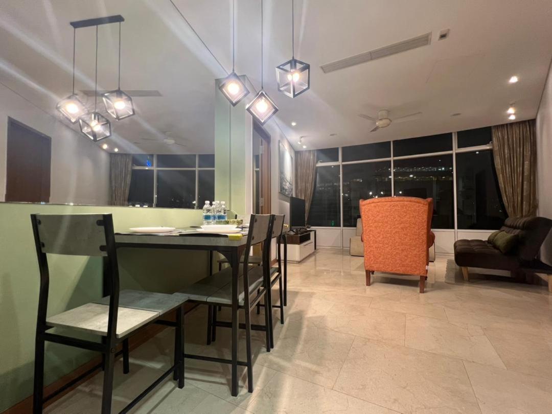 Vortex Suites Klcc By Moonlight كوالالمبور المظهر الخارجي الصورة