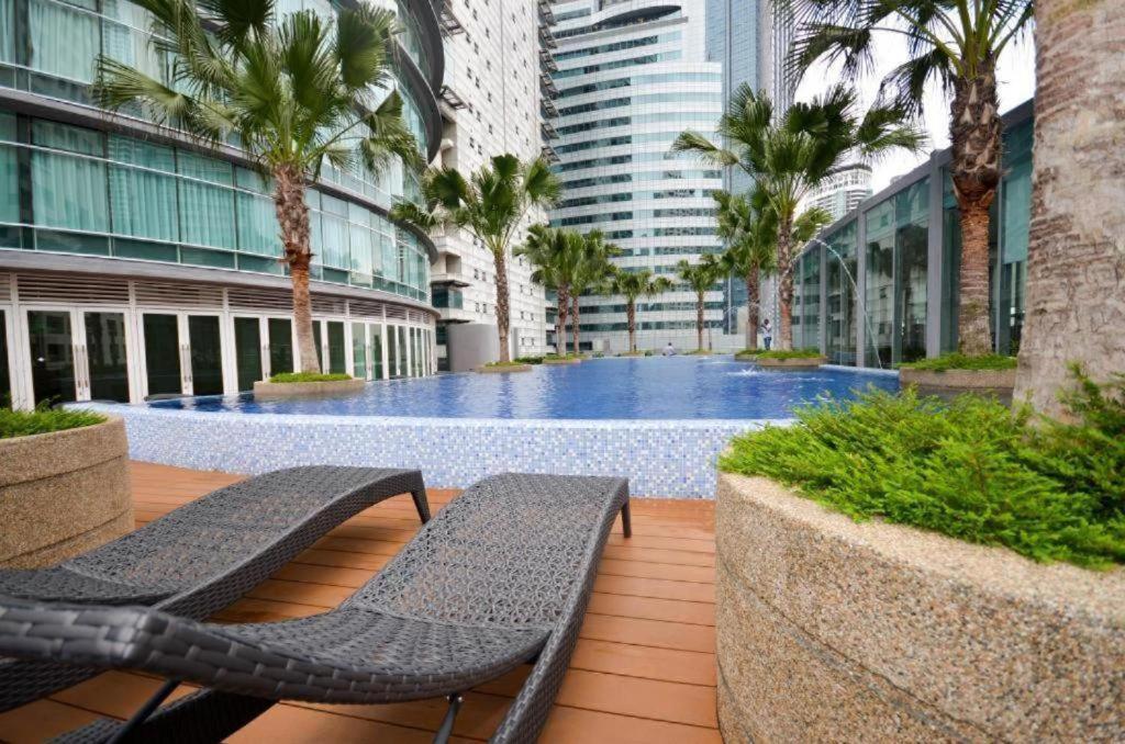 Vortex Suites Klcc By Moonlight كوالالمبور المظهر الخارجي الصورة